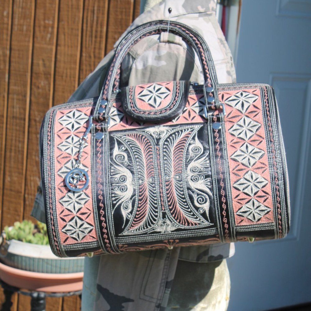 BANDA BAG Gusi Mini Weekender NWOT Weekender Travel Duffle-Like Bag